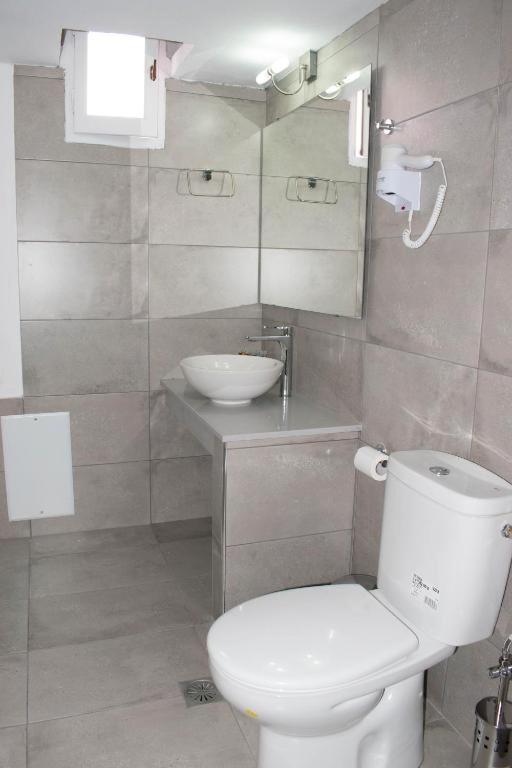 Marea Studios Sými Luaran gambar